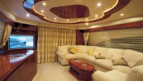 Amer 86 JAUNI -  Main Salon Seating